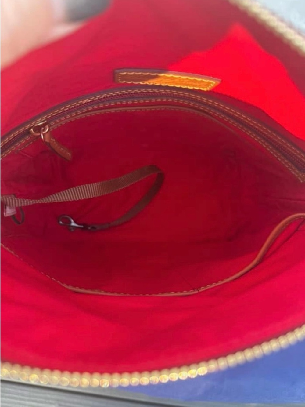Dooney & Bourke NWT Florentine Randy Hobo Bag - Picture 4 of 4